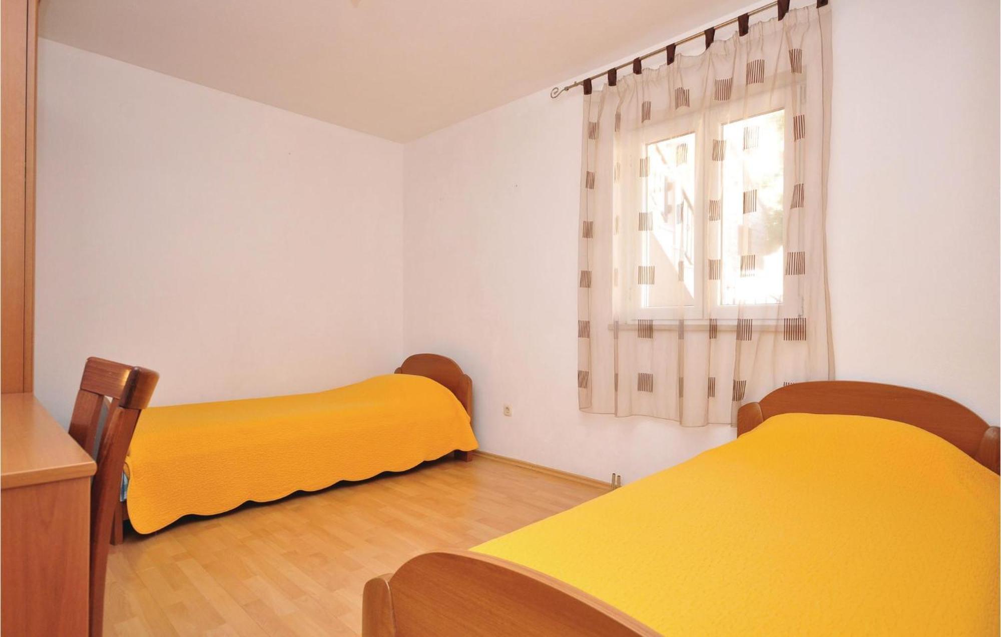 3 Bedroom Awesome Apartment In Pucisca Εξωτερικό φωτογραφία